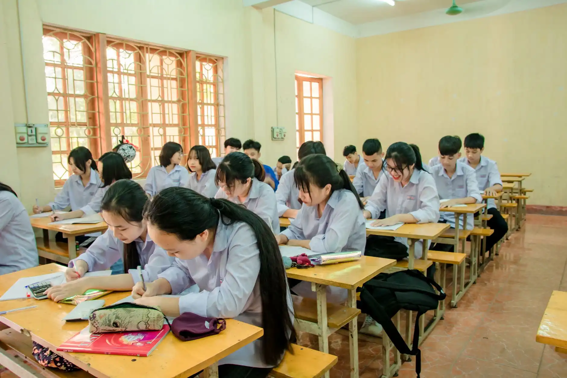 广东企业软件开发选型：自研团队与系统集成服务商模式对比分析